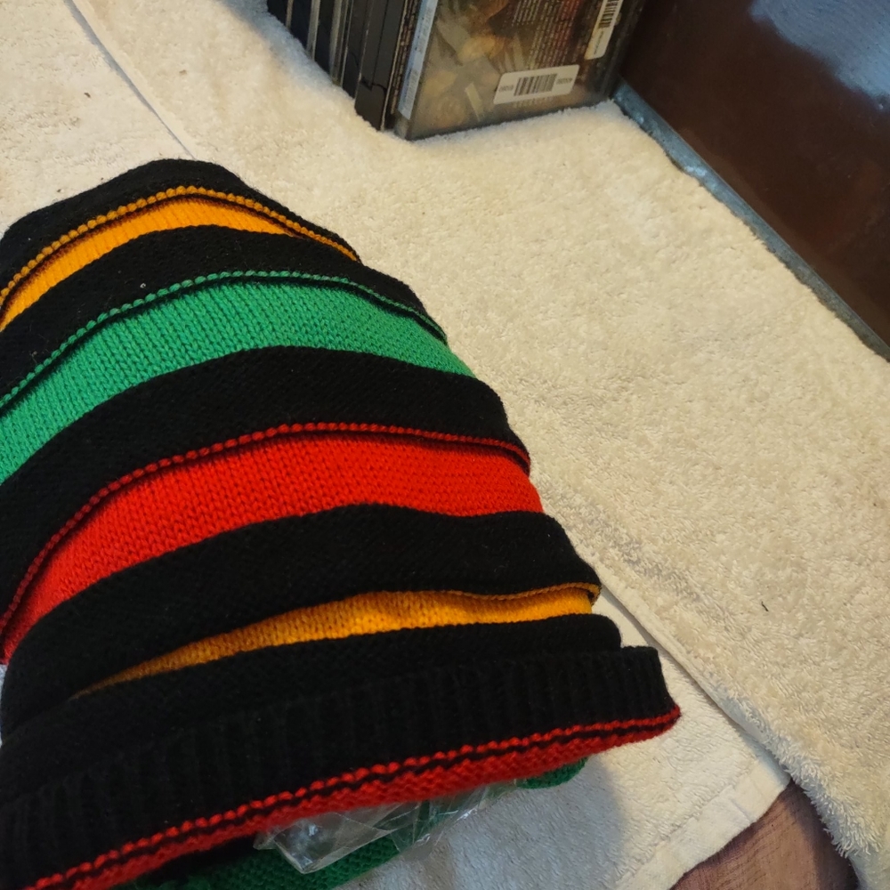 Jamaica use beanie hat